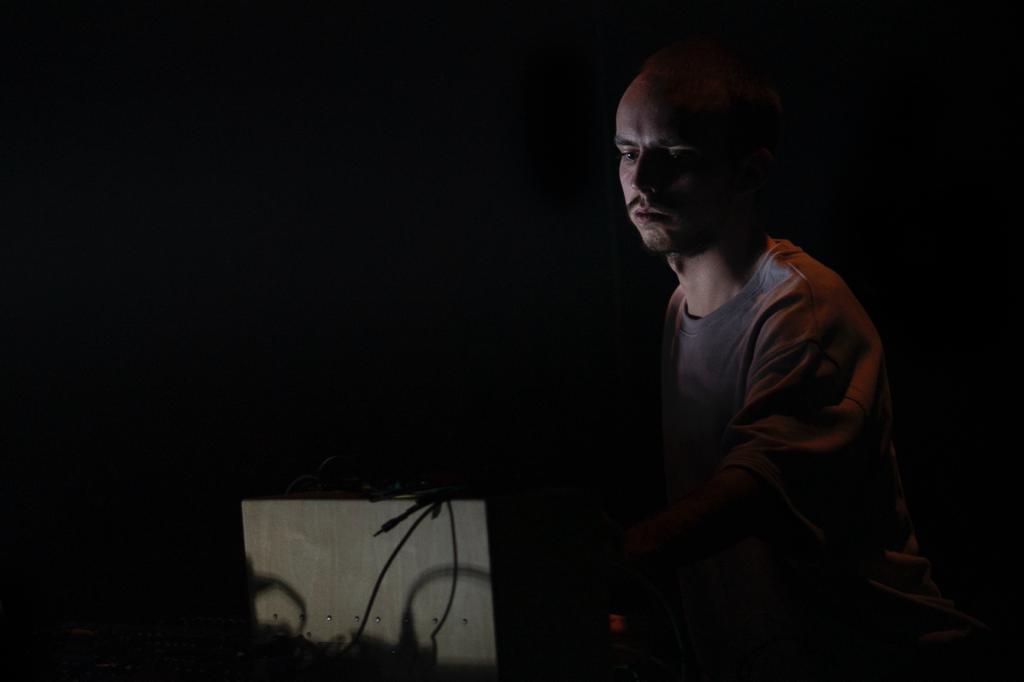 CCA apresenta JEJUM #13 ⬤ FRANCISCO OLIVEIRA Rua das Gaivotas 6
