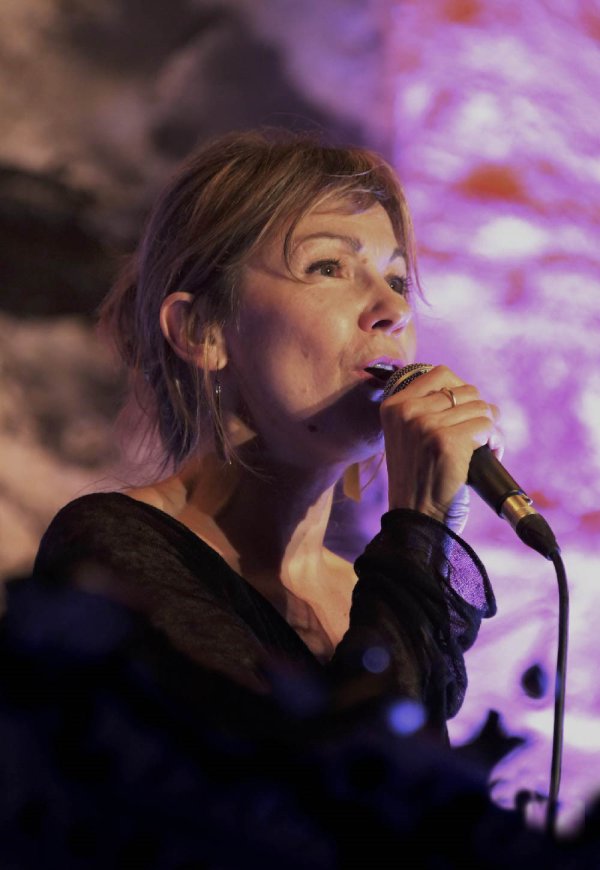MARIE D'ÉPIZON CANTA BARBARA & BRESSENS