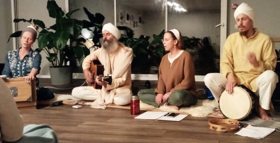 Kirtan - Espaço OM
