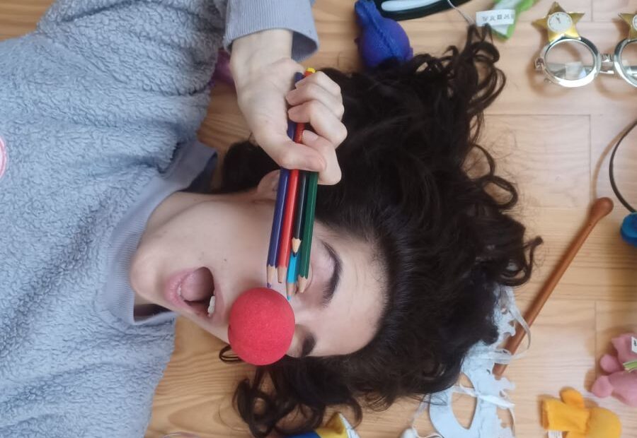 Quem conta um conto acrescenta um ponto! Que personagem serias tu Oficina dramatizada de Carnaval