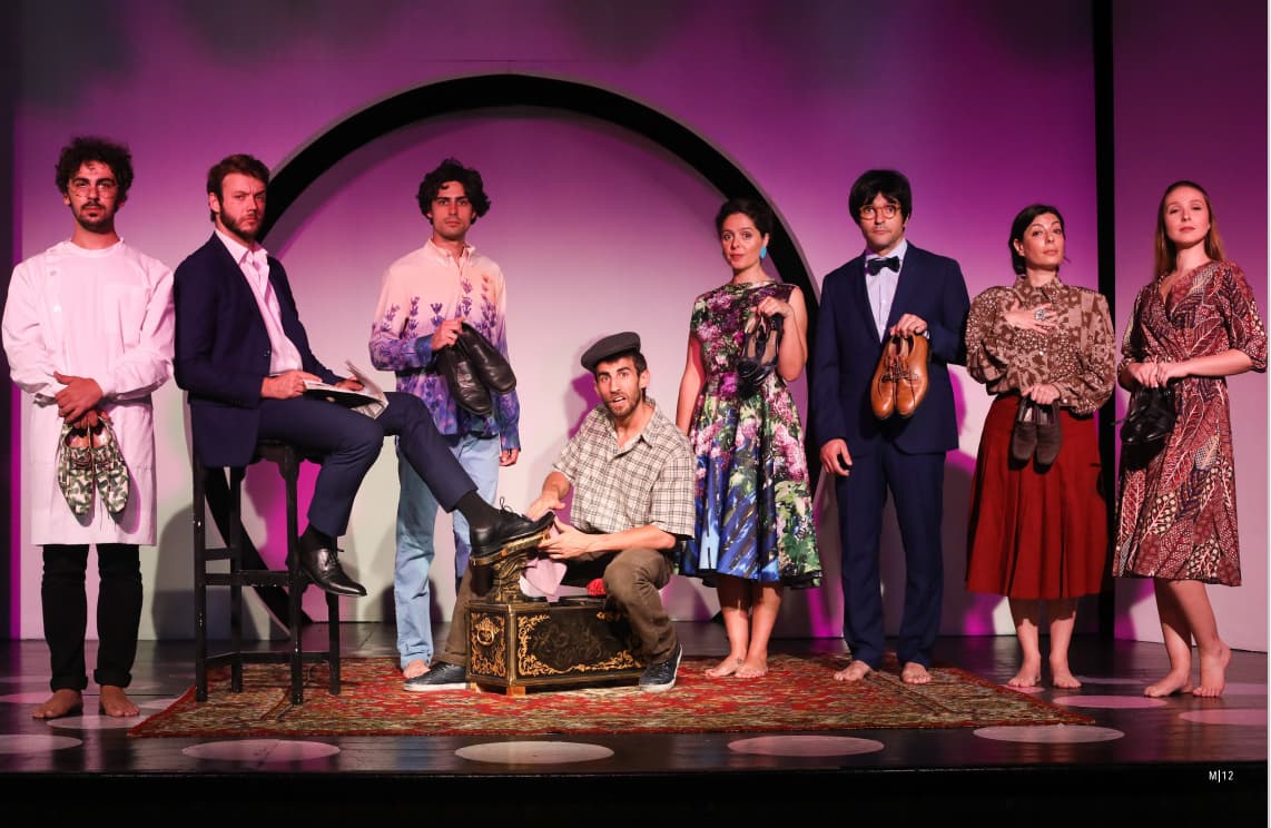 O Engraxador - Teatro da Comuna