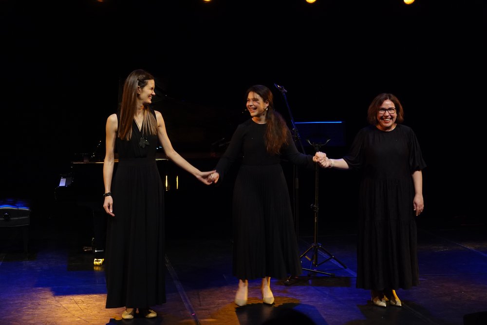 Sond'Ar-te Três Mulheres · FORMAÇÕES EXTRAORDINÁRIAS