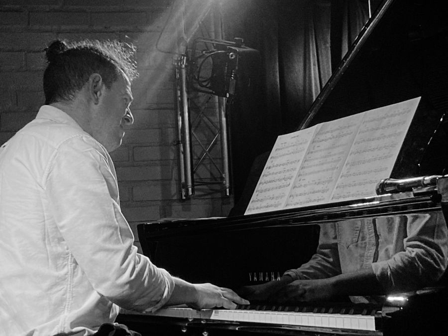 JAMES UHART TRIO