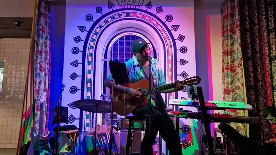 BANDA AO VIVO - Mama Shelter Lisboa