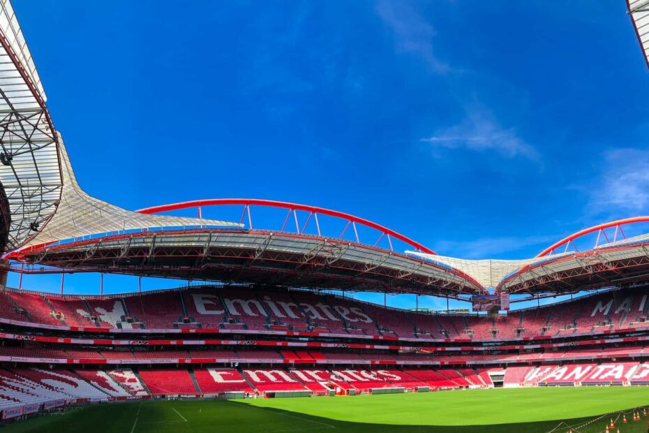 Onde posso ver o jogo do Benfica hoje?