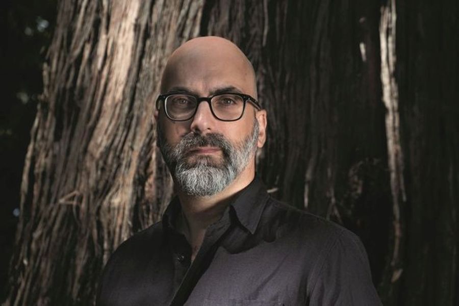 VALTER HUGO MÃE APRESENTAÇÃO DO LIVRO «DEUS NA ESCURIDÃO»
