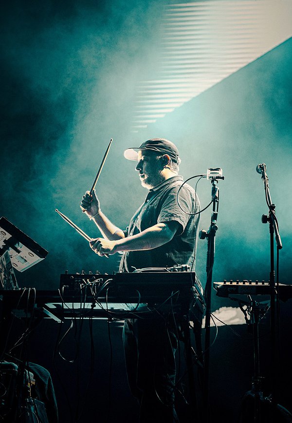 STEREOSSAURO+351 - CC Olga Cadaval