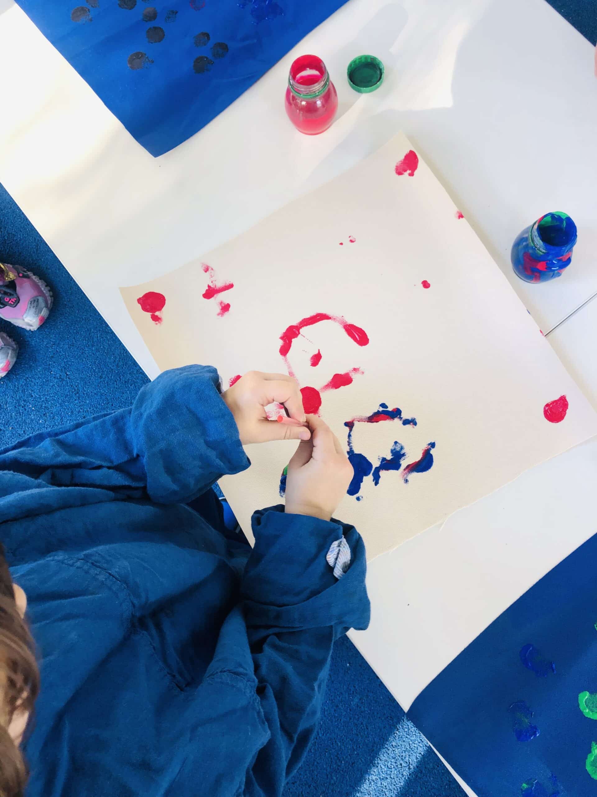 Experiment'Arte - Ciclo de oficinas para famílias: Um Ponto pode ser...