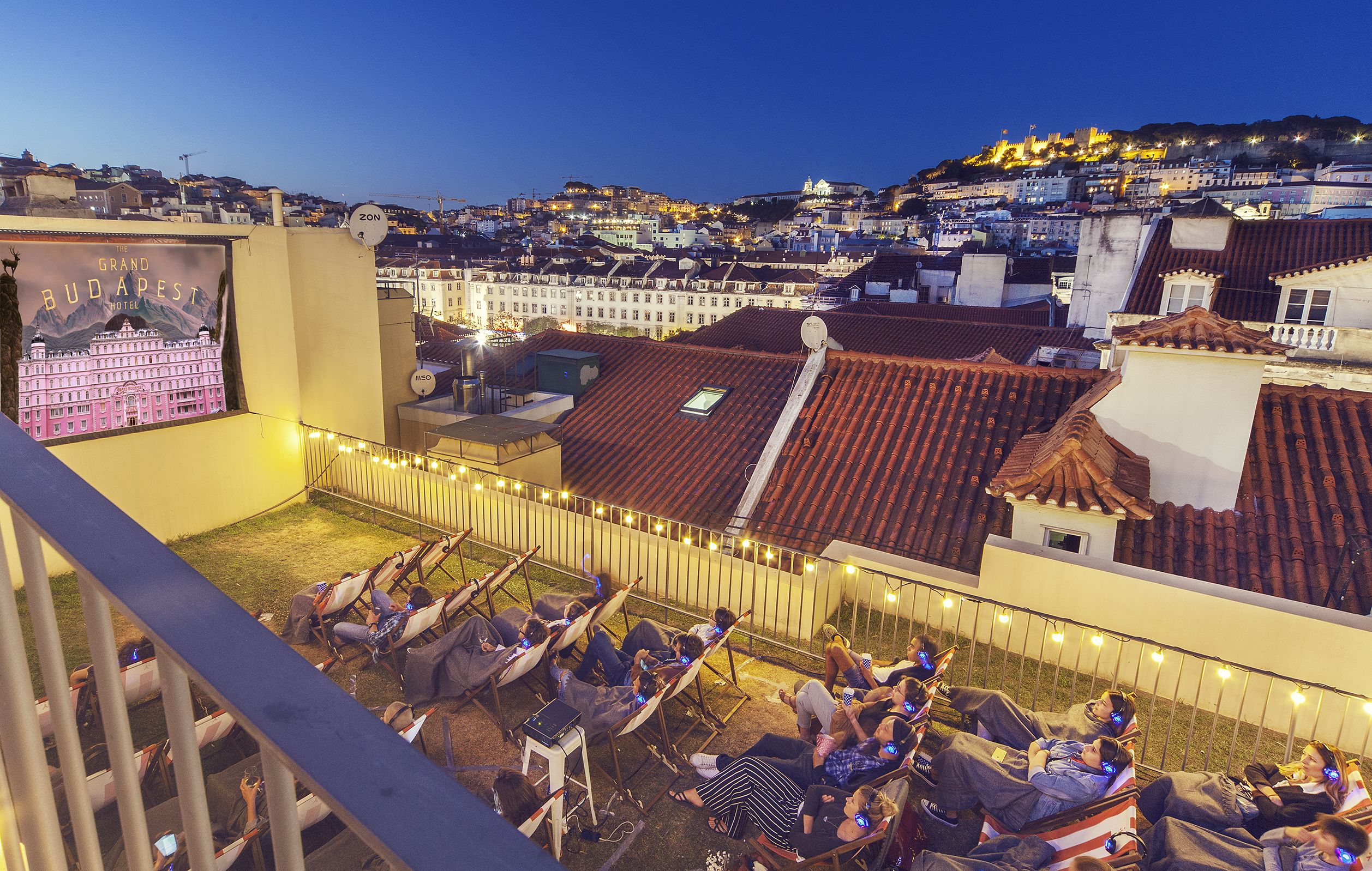 Cine Society - Carmo Rooftop e a Doca da Marinha