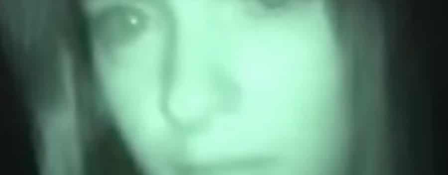 A Cossoul, em colaboração com a Fábrica do Terror, apresenta a sessão n.º 10 do clube de cinema dedicado a curtas-metragens de terror português. Esta será especial por ser dedicada aos 20 anos da lenda urbana “A Curva” de David Rebordão, o primeiro vídeo de terror português viral que assombrou durante duas décadas as estradas de Sintra. Este mito de não-ficção retrata a busca de três amigos (incluindo o próprio realizador em questão) por um local para realizar um projeto cinematográfico e o que encontraram pelo caminho foi sim, a aparição de Teresa Fidalgo, a mulher branca das estradas de Sintra que matava quem lhe desse boleia. No final teremos conversa com o realizador sobre este rumor filmado ao estilo “found footage” como o famoso filme “Blair Witch”.