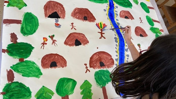 Desenhar e pintar com os tons da Amazónia