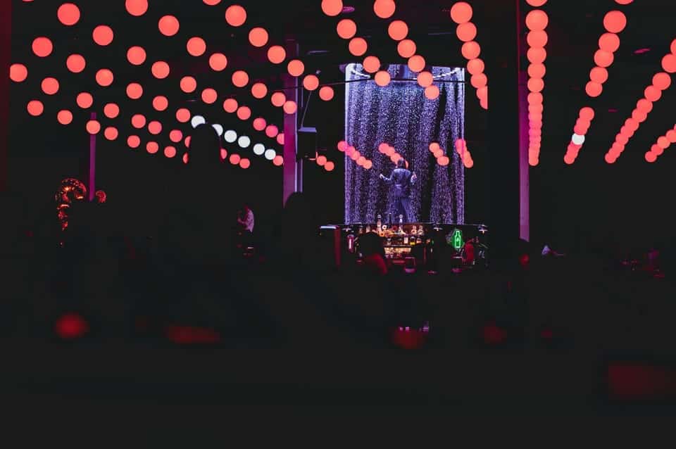 NOITE BURLESCA EM LISBOA