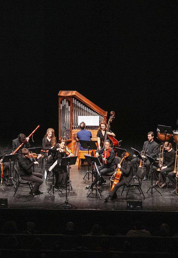 VIAGEM PELO BARROCO EUROPEU AVRES SERVA