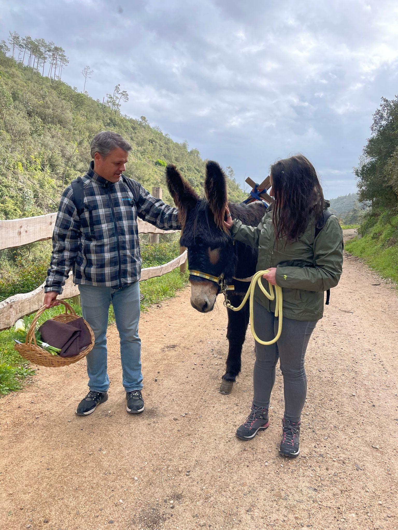 Lanche a dois à boleia dos Burros de Miranda