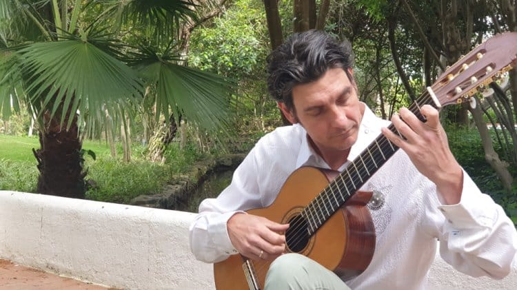 Recital de Guitarra Clássica com Sandor Mester