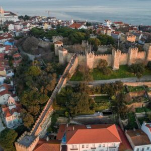 Um Castelo, uma Alcáçova, uma Cidade: à descoberta da Cerca Velha de Lisboa
