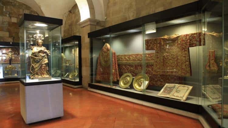 Tesouros Sacros - Ciclo de Visitas Guiadas