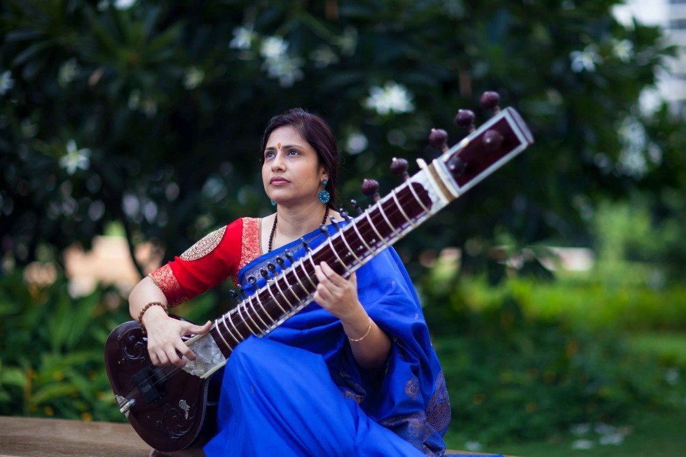 Anupama Bhagwat ao Vivo em Lisboa – Sitar Clássico Indiano com Alma Contemporânea