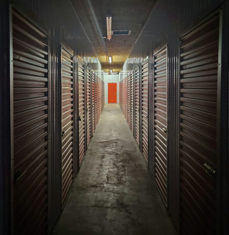 Por Que Mais Proprietários Estão Recorrendo Ao Self Storage Para Criar Mais Espaço