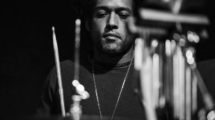 Makaya McCraven ao Vivo no São Luiz