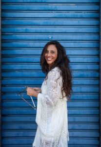 Aline Paes encerra turnê europeia com concerto intimista no BOTA — Lisboa