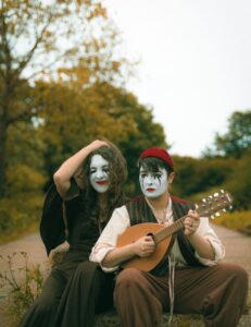 Sh!t Theatre regressam a Lisboa com “OR WHAT’S LEFT OF US”