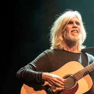 Oswaldo Montenegro celebra 50 anos de carreira no Casino Estoril