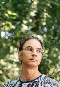 RAFAEL TORAL Traveling Light