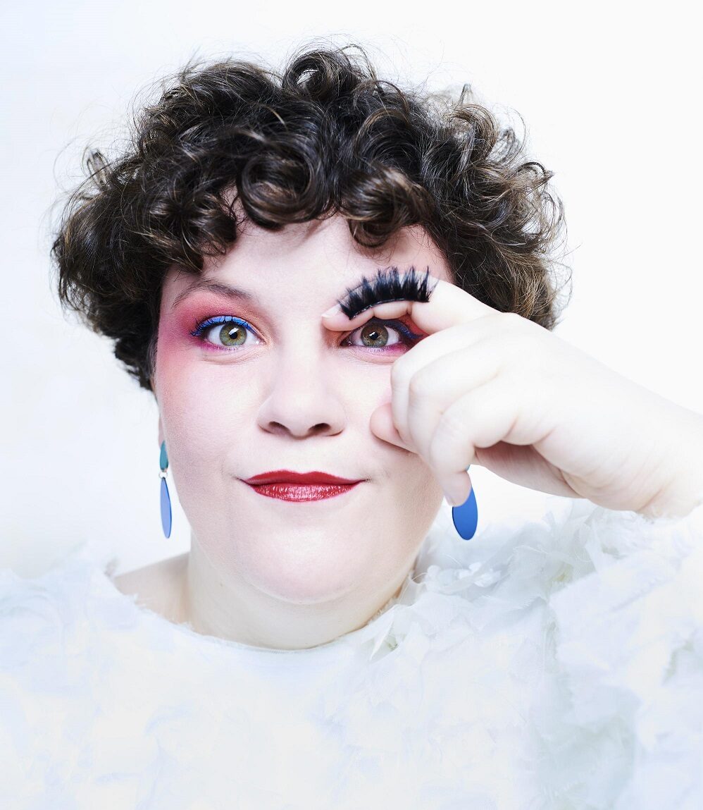 Andrea Conangla apresenta Autopsychografia no O’culto da Ajuda