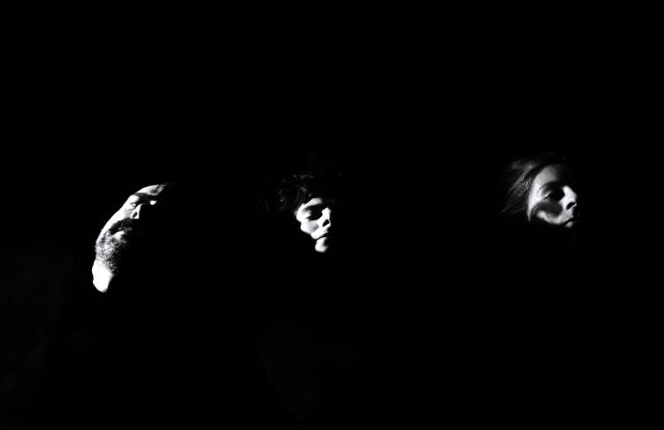 “Esperança Desmedida” estreia em Lisboa — uma reflexão poderosa sobre migração, perda e resistência