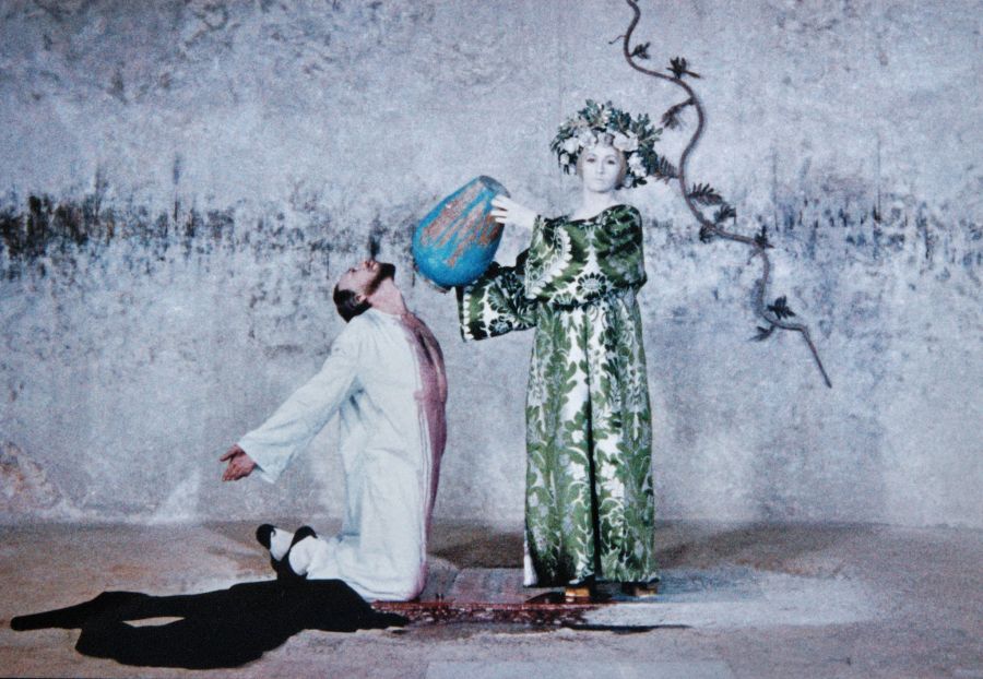 SAYAT NOVA (1969) – A Cor da Romã, de Sergei Parajanov
