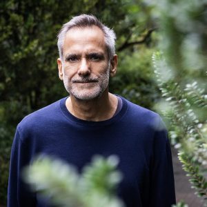 SOBRE A VERDADE DA MENTIRA - ANTÓNIO DE CASTRO CAEIRO