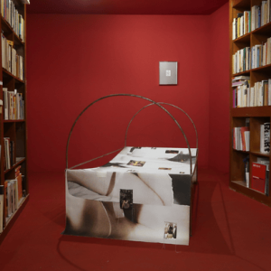 I Used to Kiss a Lot — exposição de Elisa Azevedo