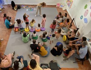 HISTÓRIAS CANTADAS, por Bolinha de Música