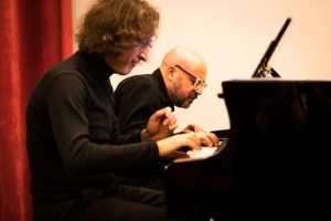 Rem Urasin e Pablo Lapidusas apresentam “Uma Noite de Natal” no Porto