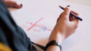 Music Sketching: desenhar a orquestra em ensaio ao vivo