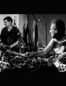 Oren Ambarchi & Will Guthrie unem forças na ZDB