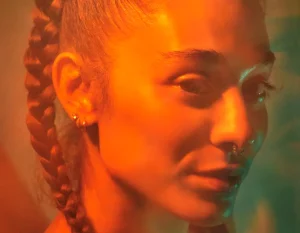 GiGi FM e Altinbas lideram noite intensa de techno no Lux Frágil