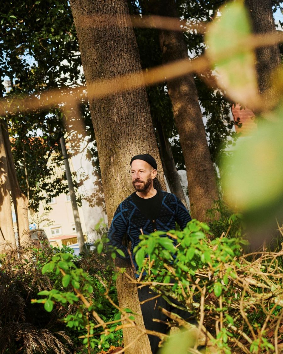 Visita Guiada – Ateliê 11, de Uriel Orlow