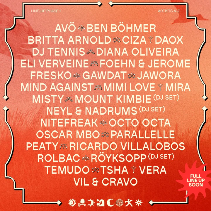 MOGA Caparica 2026 – Festival de Música Eletrónica, Cultura e Bem-Estar na Costa Atlântica 🌊🎶 De 29 a 31 de maio de 2026, a Praia da Morena, na Costa da Caparica, recebe o MOGA Caparica 2026, um festival que combina música eletrónica de topo, arte, cultura e experiências de bem-estar. Inspirado nas raízes marroquinas e na energia do Atlântico, o evento promete uma experiência imersiva e única para amantes de música e festivais. 📅 Datas: Sexta-feira, 29 a domingo, 31 de maio de 2026 ⏰ Horário: Abertura às 15h00 📍 Local: Praia da Morena, Costa da Caparica, Portugal 💸 Bilhetes: A partir de 60,00€ 🔞 Idade mínima: 6+ ✨ Line-up principal: Sexta-feira, 29 de maio: Ben Böhmer, Eli Verveine, Foehn & Jerome, Gawdat, Misty, Ricardo Villalobos, Rolbac, TSHA, Vera After parties: Britta Arnold, Mimi Love, Mira Sábado, 30 de maio: AVÖ, Ciza, Jawora, Mount Kimbie (DJ Set), Neyl & Nadrums (DJ Set), Nitefreak, Oscar MBO, Peaty After parties: Diana Oliveira, Fresko, Temudo, Vil & Cravo Domingo, 31 de maio: DJ Tennis, Mind Against, Röyksopp (DJ Set) After parties: Daox, DJ Tennis, Octo Octa 🌟 Sobre o festival: Nascido em Essaouira, Marrocos, o MOGA Festival é reconhecido pelo seu conceito que une comunidade global, música, dança e lifestyle. Em Caparica, os participantes desfrutam de pistas de dança à beira-mar, experiências culturais e workshops de bem-estar, num ambiente que promove a conexão entre pessoas de diferentes partes do mundo. 🎟 Opções de bilhetes: 3 Days Pass: 140,00€ 2 Days Pass (Sex & Sáb): 110,00€ 2 Days Pass (Sáb & Dom): 95,00€ Bilhete diário (Sex, Sáb ou Dom): 60,00€ O MOGA Caparica 2026 é mais que um festival: é uma celebração de música, comunidade e o espírito do Atlântico, unindo artistas internacionais e locais numa experiência inesquecível.