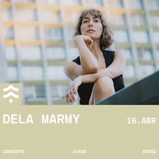 Dela Marmy apresenta “Acaso” ao vivo no Sótão da Casa Capitão