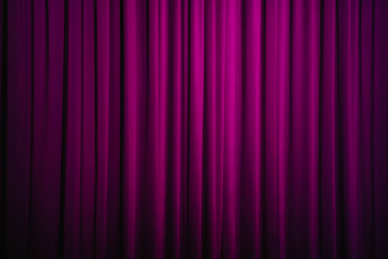 Variedades – (…como uma ópera bufa erótica e satírica.)