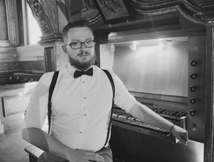 Recital “O Suave Vento do Sul” leva música de órgão à Basílica dos Mártires