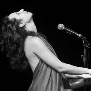 Julie Wein – “Infinitos Encontros”