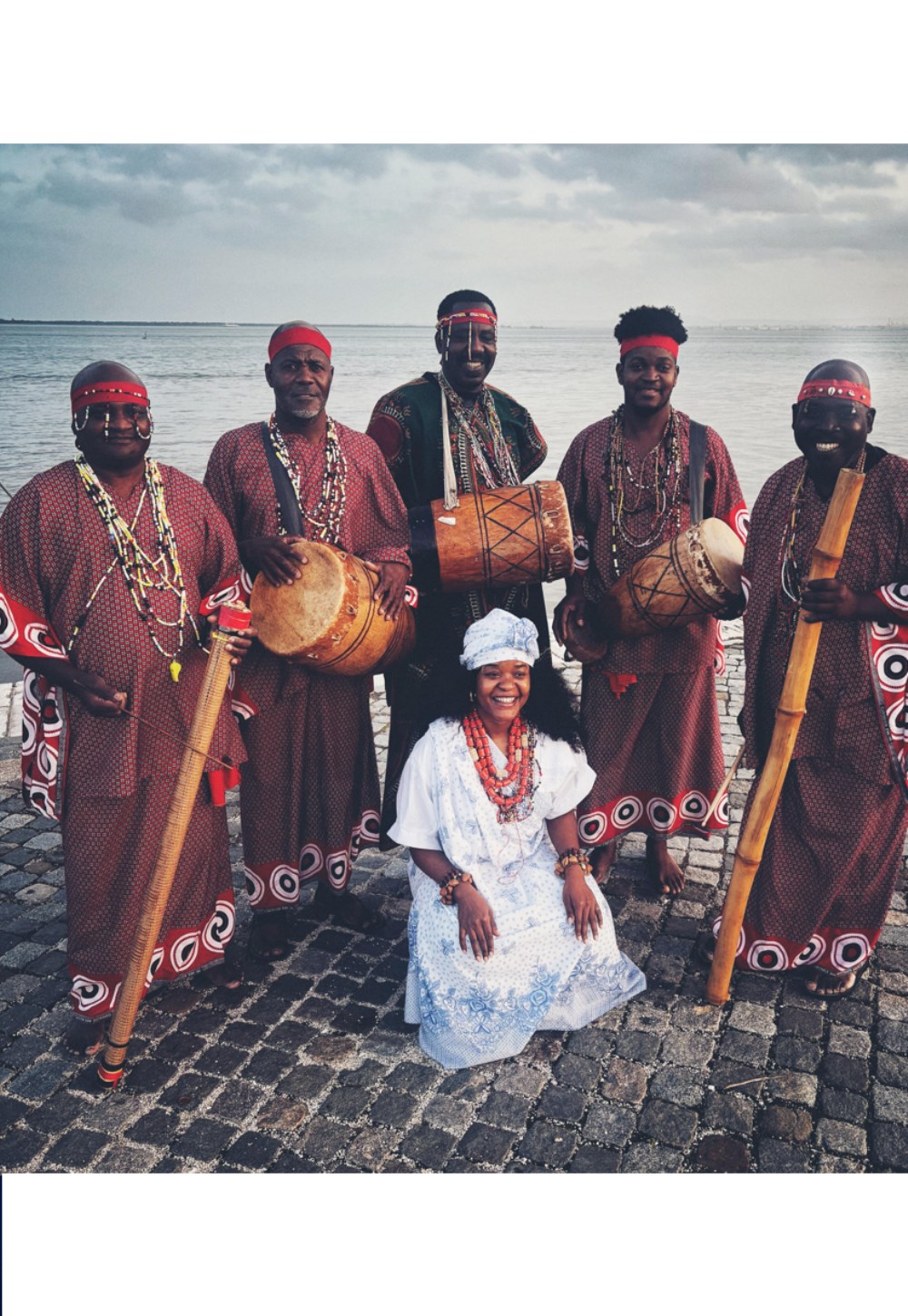 RODA DE SANTO CONVIDA JOVENS DO HUNGU
