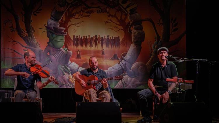 Lisboa recebe noite de baile tradicional com energia contagiante: JAM.PT atua no BALL-Trad no Teatro da Luz —