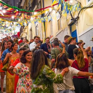Quinze arraiais populares distribuídos por Lisboa