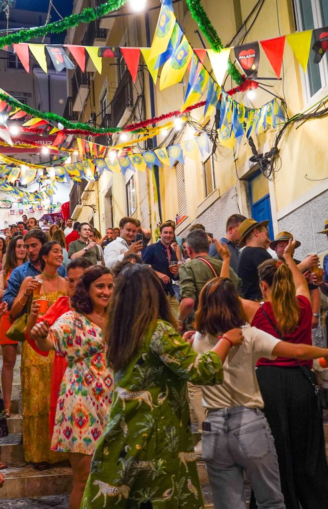 Quinze arraiais populares distribuídos por Lisboa