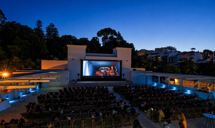Cinecapitólio Rooftop regressa a Lisboa com cinema ao ar livre no terraço do Capitólio